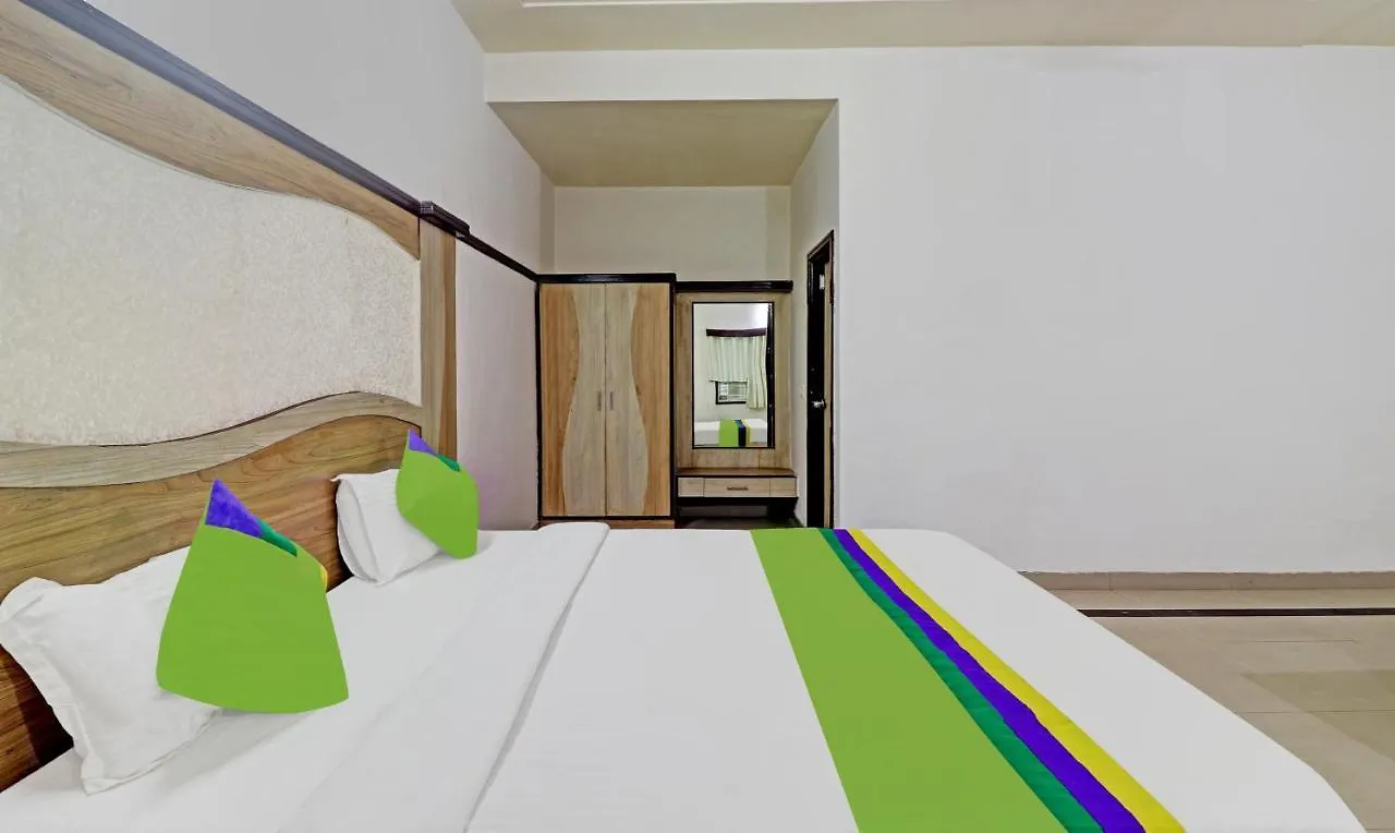 Hotel White House Agra  Guest house Agra (Uttar Pradesh)