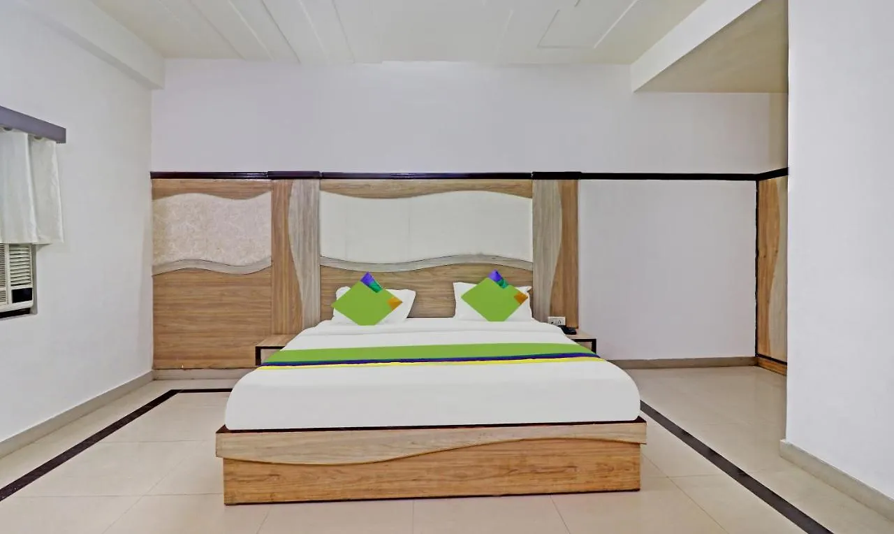 Guest house Hotel White House Agra  India