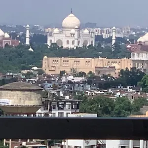 Luxury Penthouse With Taj Mahal View Apartment