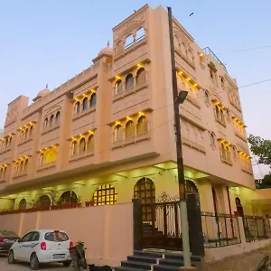 3* Отель The Taj Vista Agra- Walking Distance To Taj Mahal