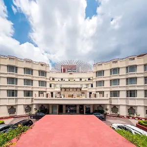 Howard Plaza The Fern, Agra Hotell