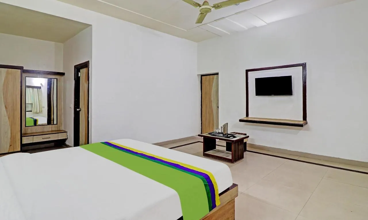 Hotel White House Agra  Agra (Uttar Pradesh)